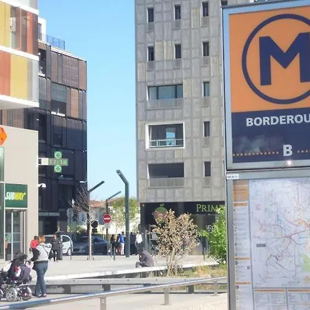Apartment Entier T2 Avec Piscine Paradis Entierement Meuble Proche Metro *